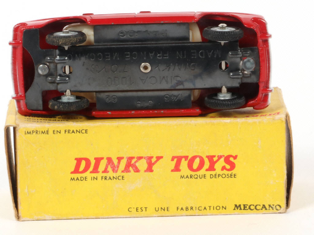 Lot 268 - DINKY TOYS (FRANCE) (1)