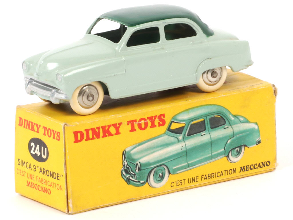 Lot 217 - DINKY TOYS (FRANCE) (1)