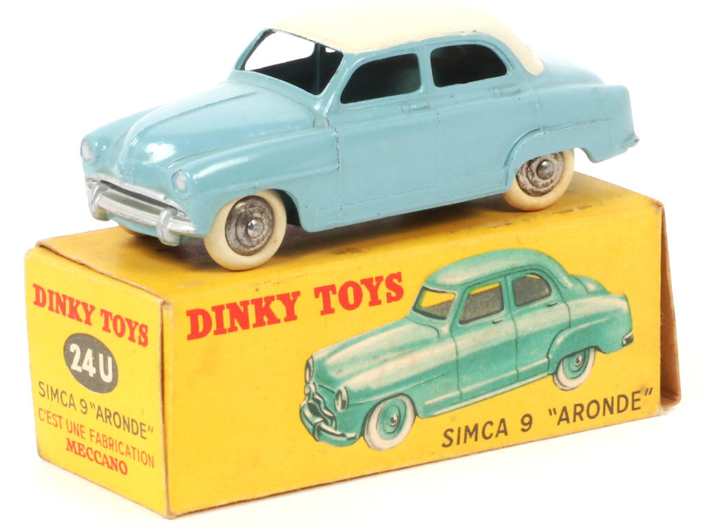 Lot 220 - DINKY TOYS (FRANCE) (1)