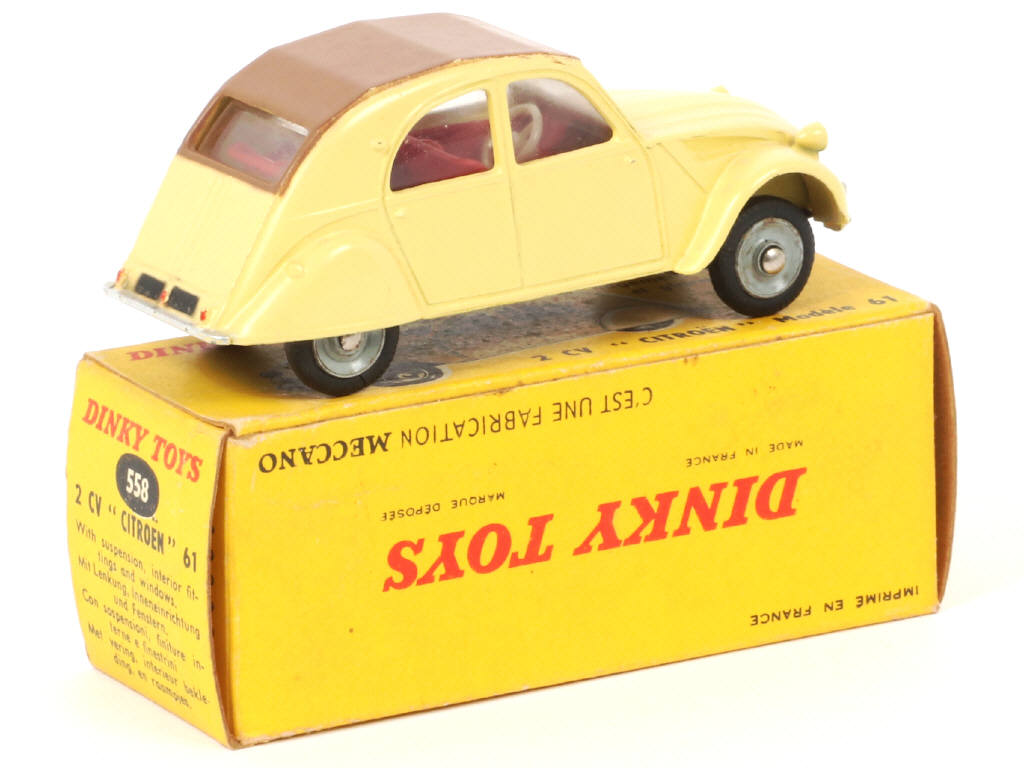 Lot 208 - DINKY TOYS (FRANCE) (1)