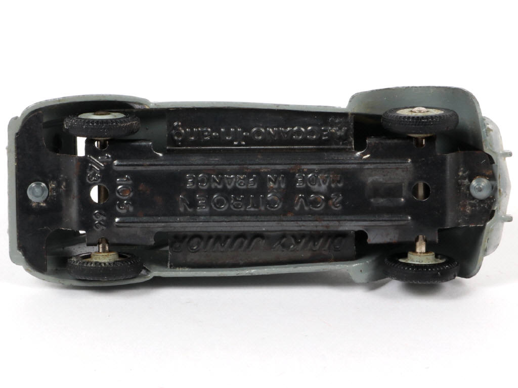 Lot 132 - DINKY TOYS (FRANCE) Série JUNIOR (1)