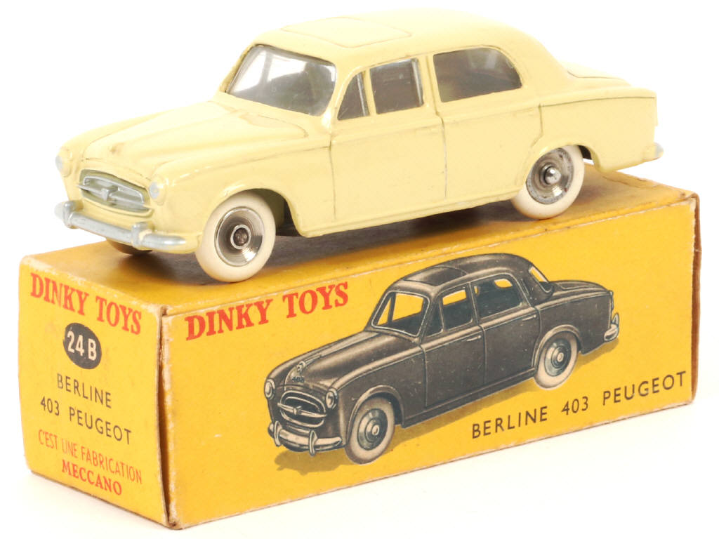Lot 173 - DINKY TOYS (FRANCE) (1)