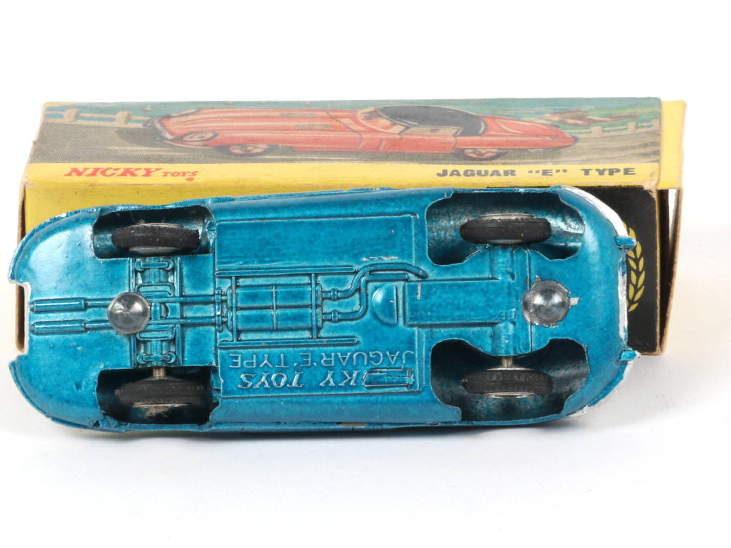 Lot 100 - NICKYTOYS (INDE) (1)