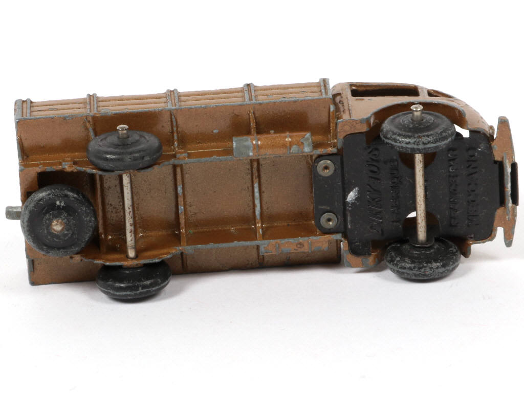 Lot 308 - DINKY TOYS (FRANCE) (1)