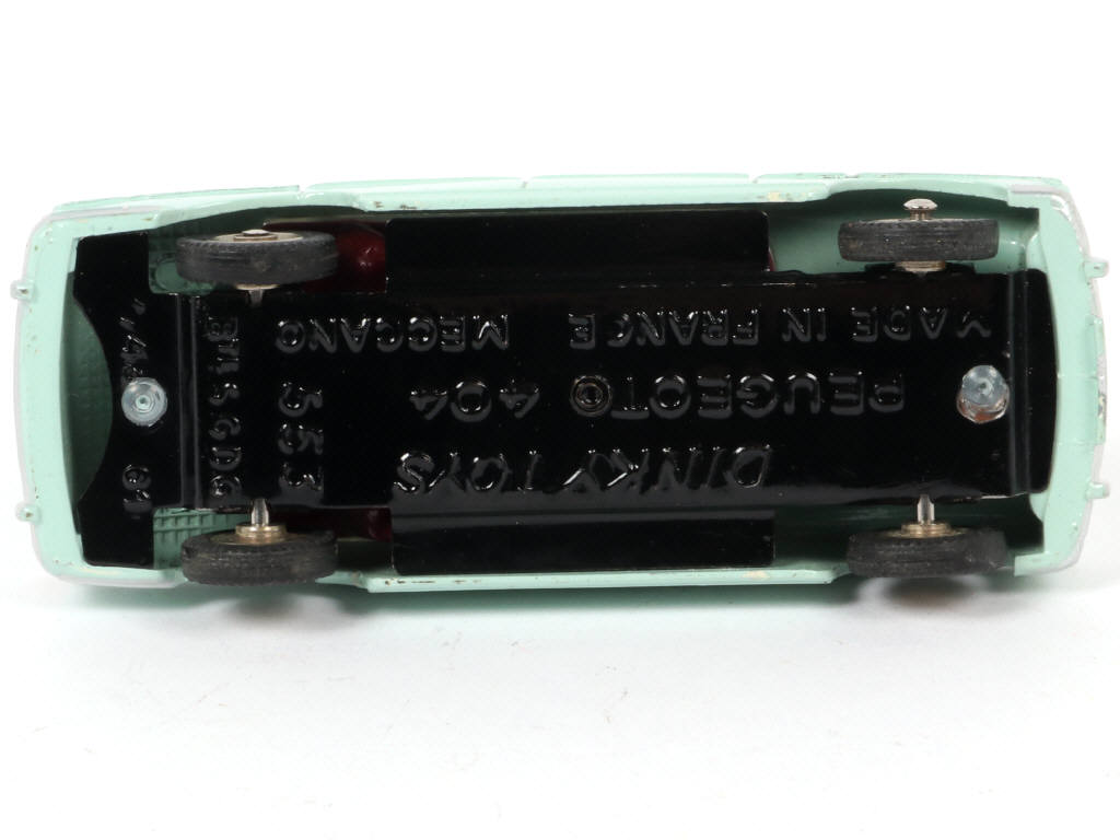 Lot 162 - DINKY TOYS (FRANCE) (1)