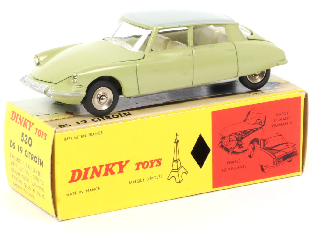 Lot 181 - DINKY TOYS (FRANCE) (1)