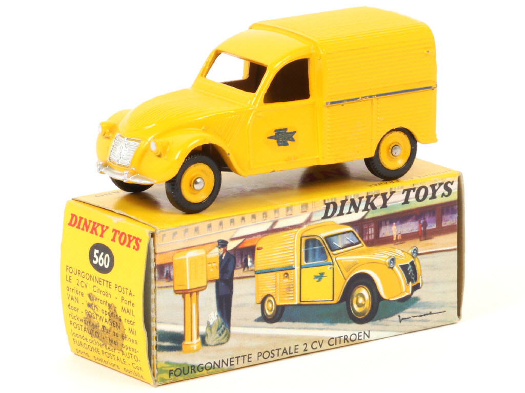 Lot 211 - DINKY TOYS (FRANCE) (1)