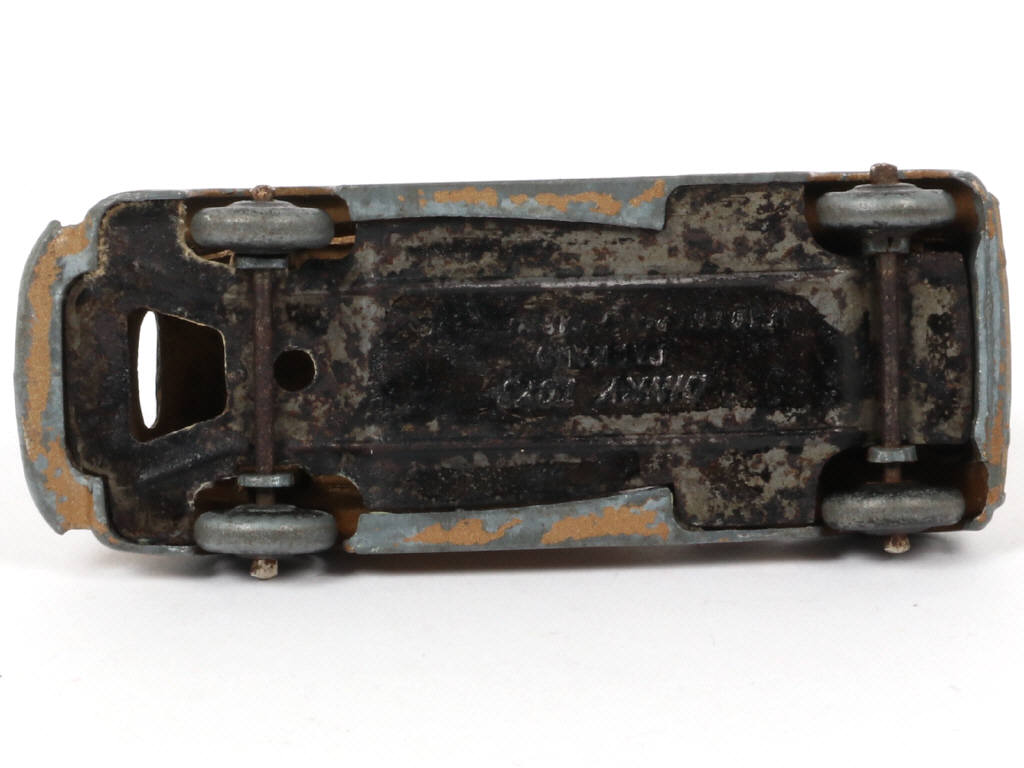 Lot 148 - DINKY TOYS (FRANCE) (1)