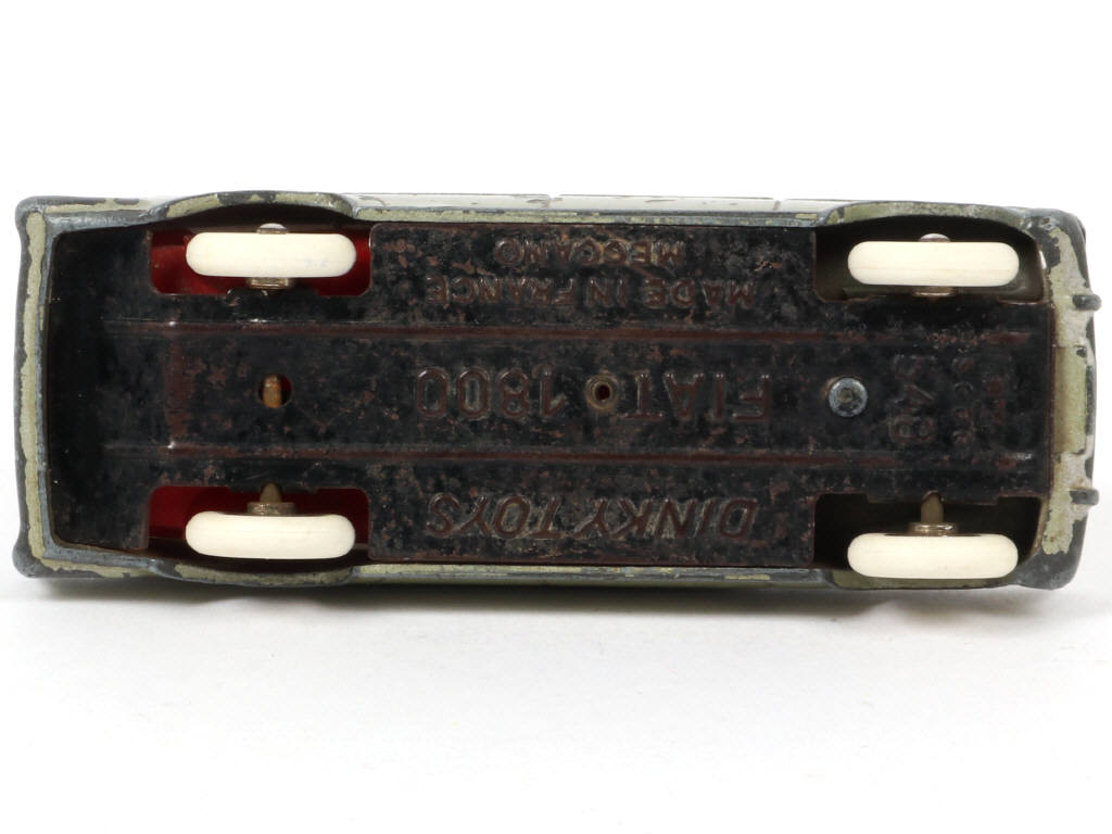 Lot 127 - DINKY TOYS (FRANCE) Série HARRIS (1)