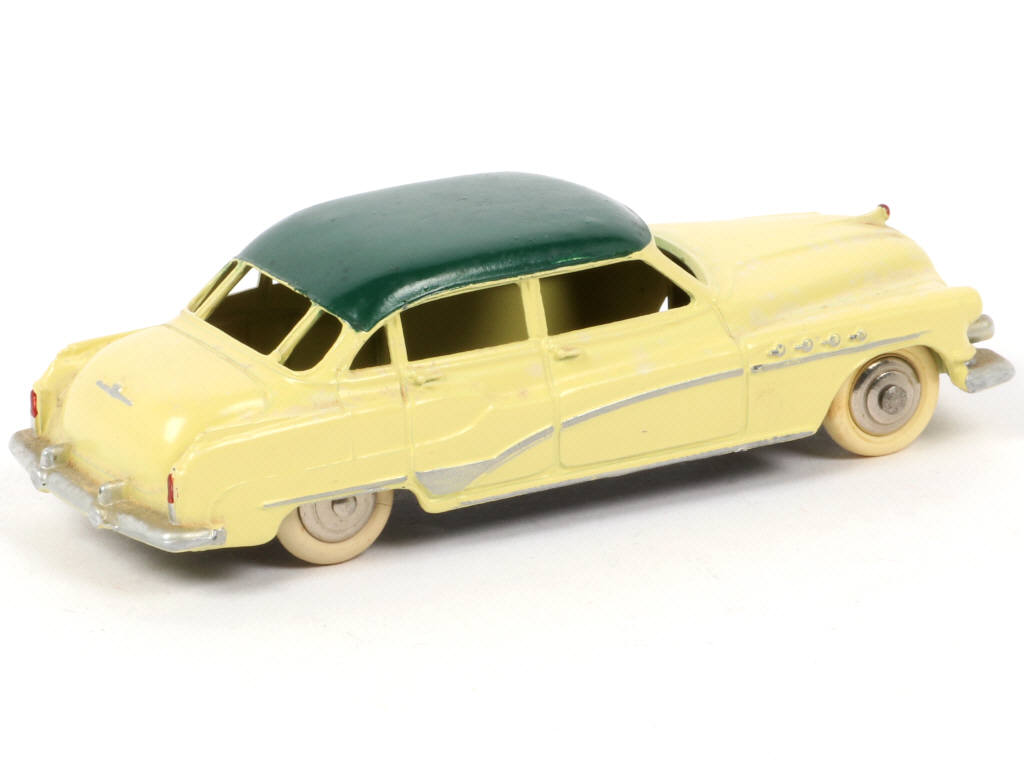 Lot 155 - DINKY TOYS (FRANCE) (1)