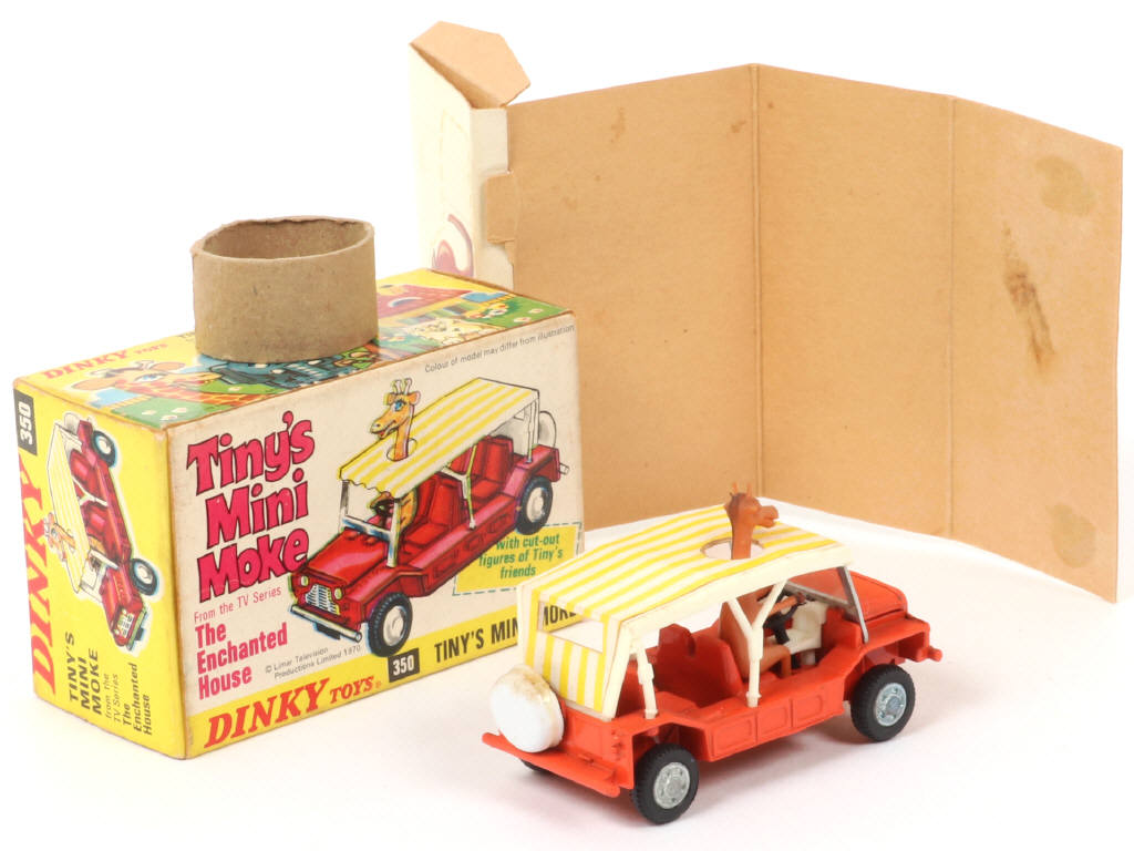 Lot 417 - DINKY TOYS (GB) (1)