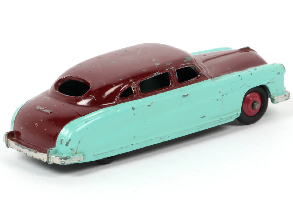 Lot 383 - DINKY TOYS (GB) (1)