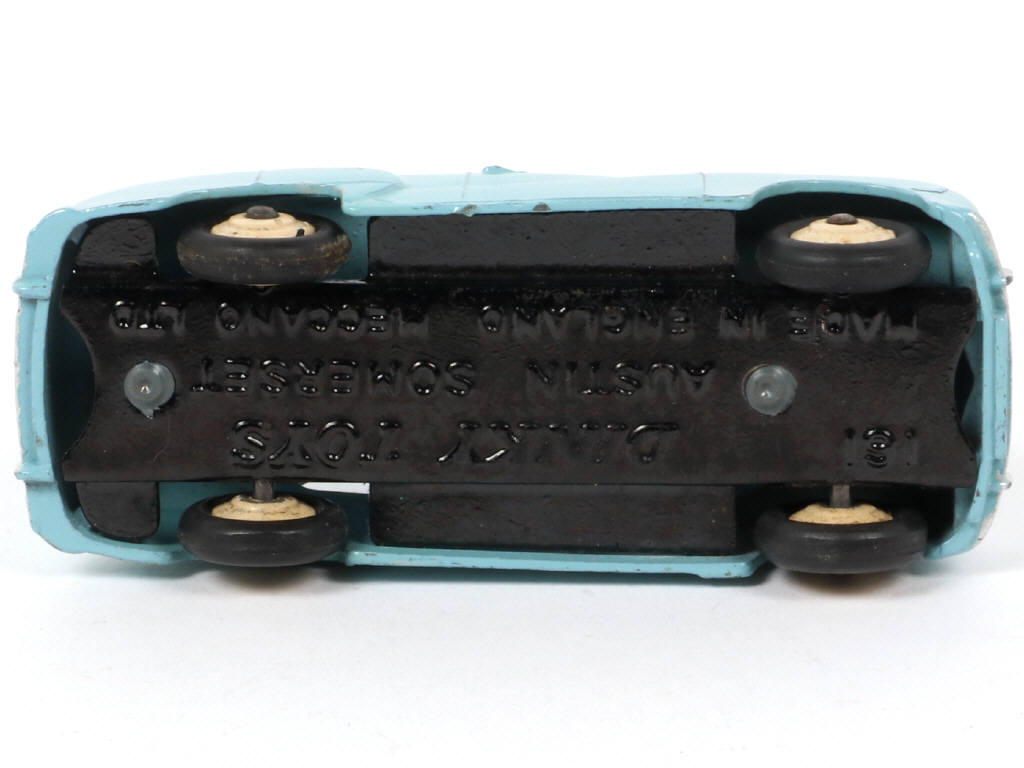 Lot 377 - DINKY TOYS (GB) (1)