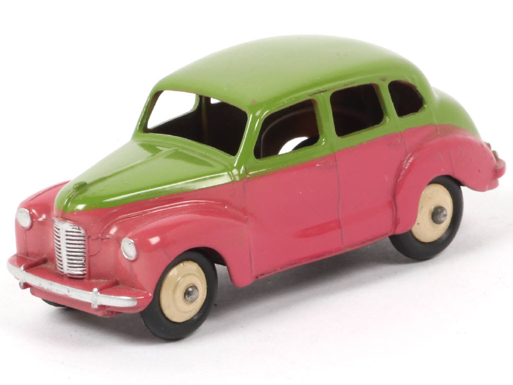 Lot 376 - DINKY TOYS (GB) (1)