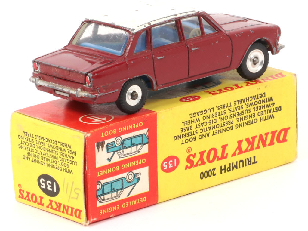 Lot 403 - DINKY TOYS (GB) (1)