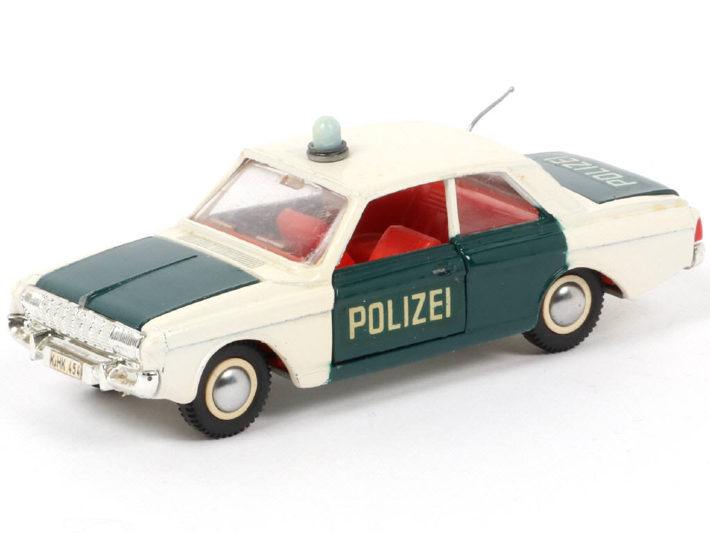 Lot 390 - DINKY TOYS (GB) (1)