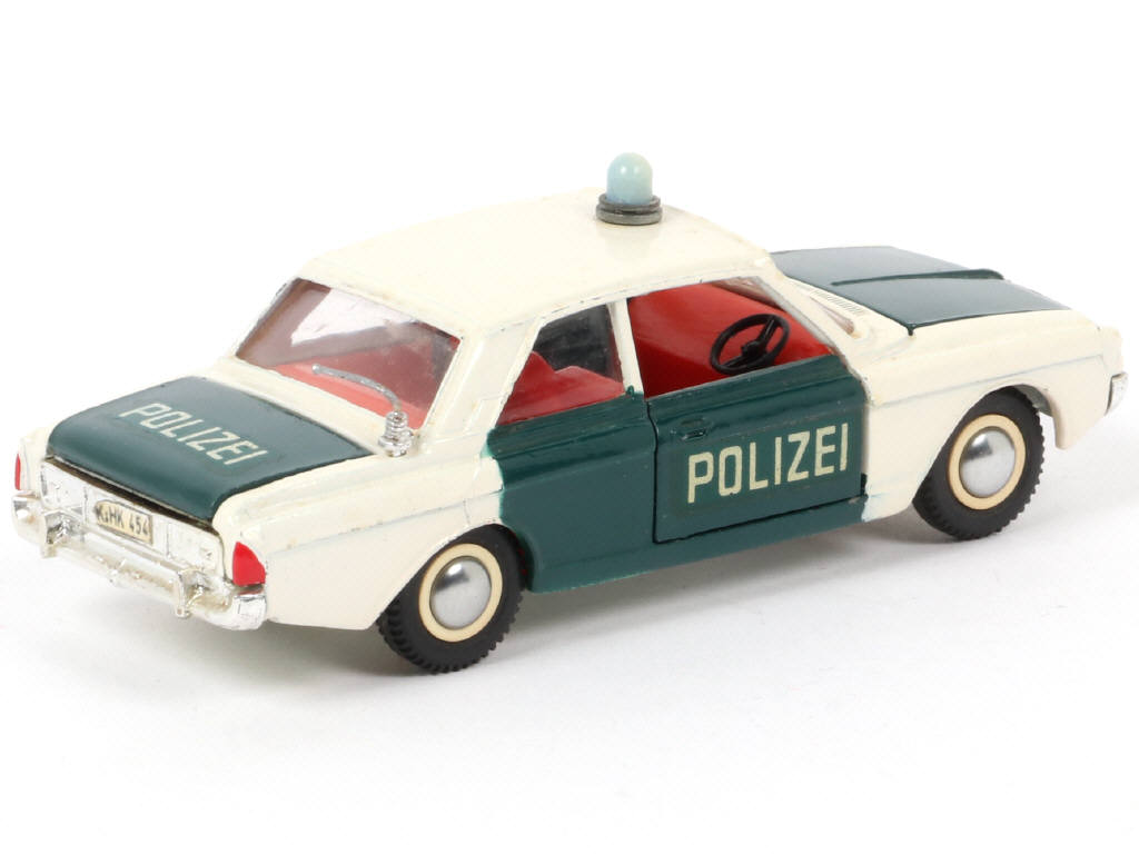 Lot 390 - DINKY TOYS (GB) (1)