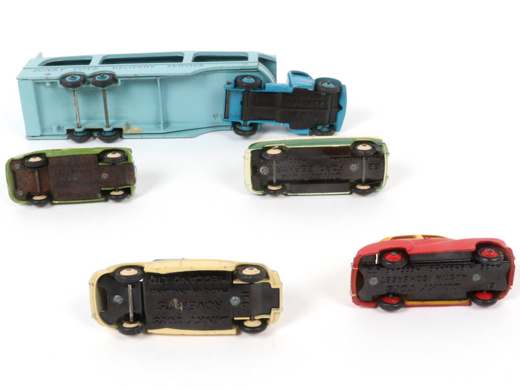 Lot 420 - DINKY TOYS (GB) (1)