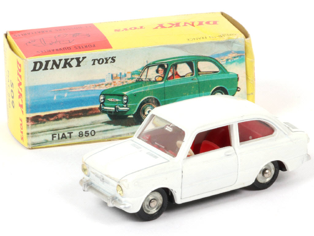 Lot 285 - DINKY TOYS (FRANCE) (1)