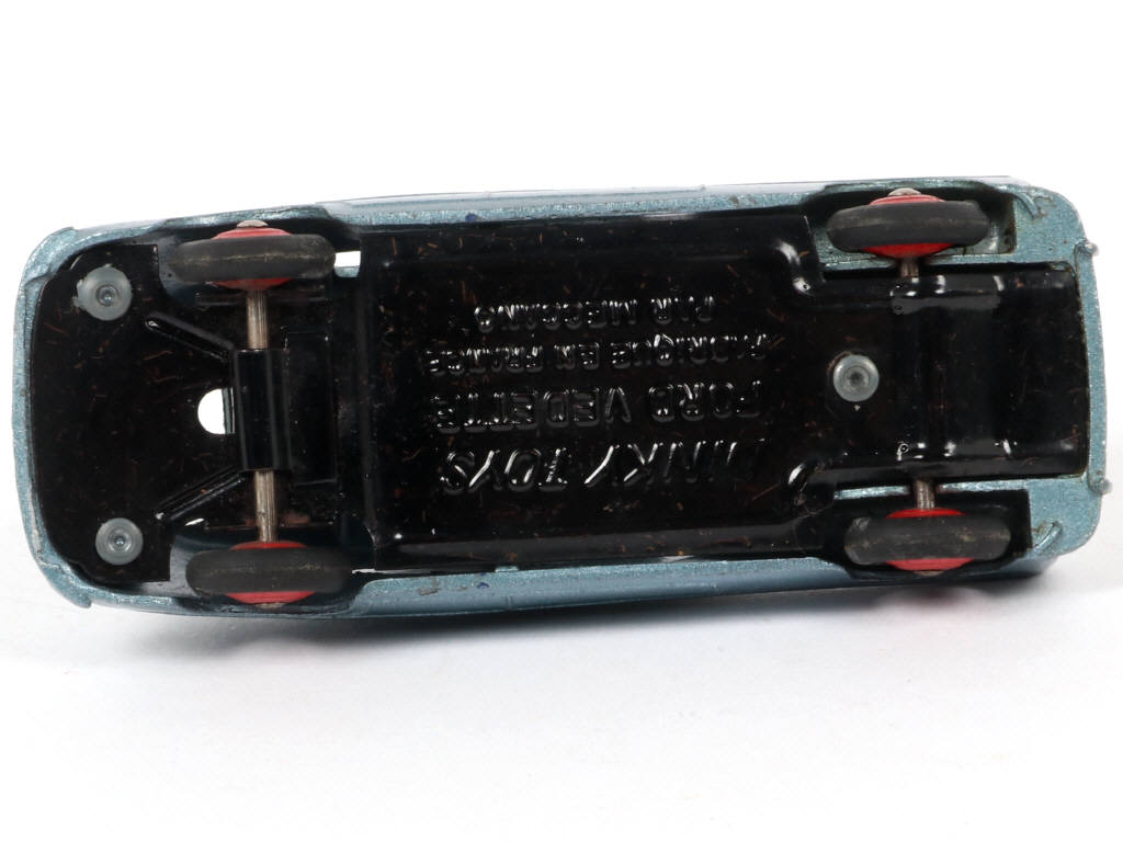 Lot 149 - DINKY TOYS (FRANCE) (1)