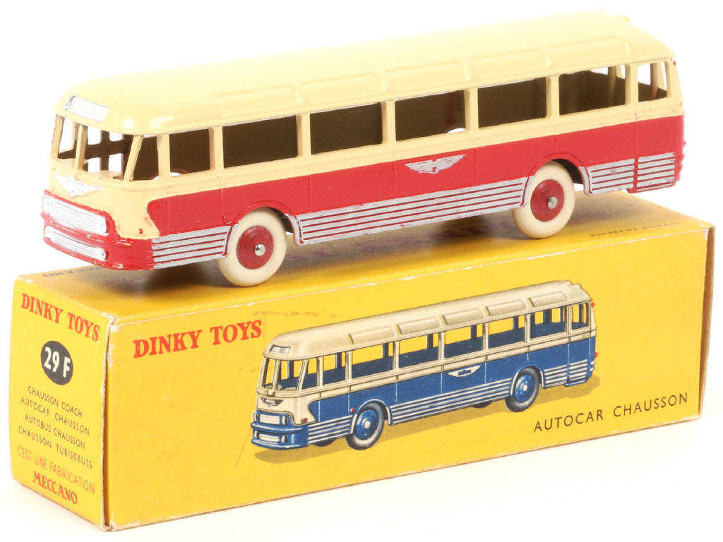 Lot 338 - DINKY TOYS (FRANCE) (1)