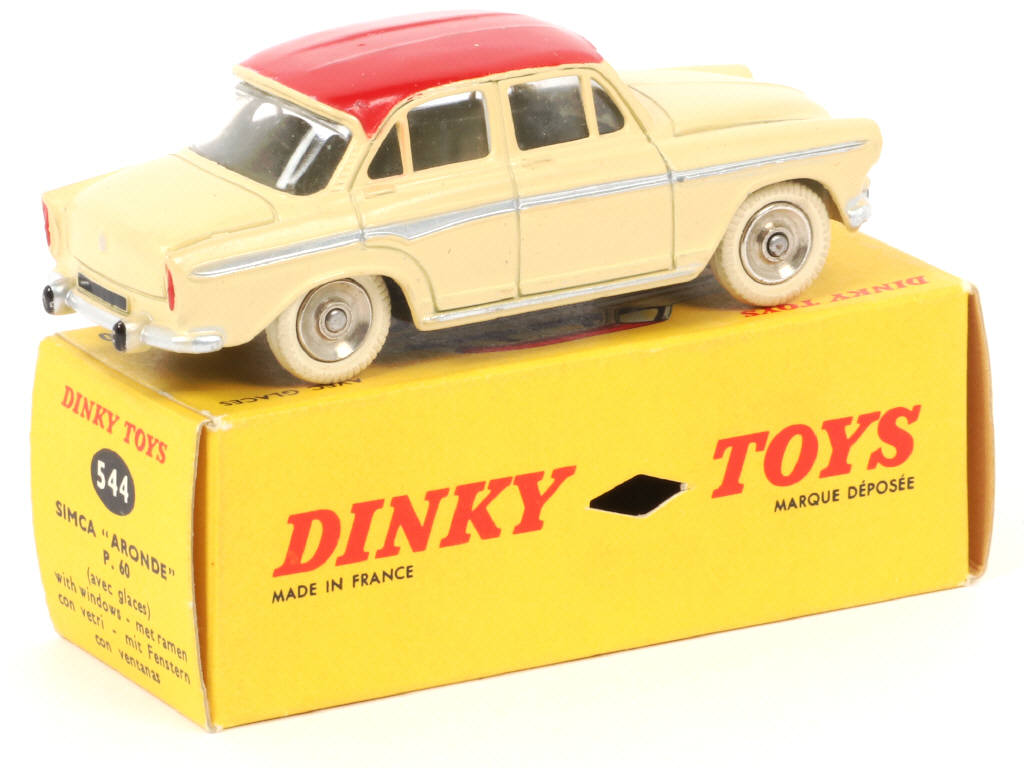 Lot 267 - DINKY TOYS (FRANCE) (1)