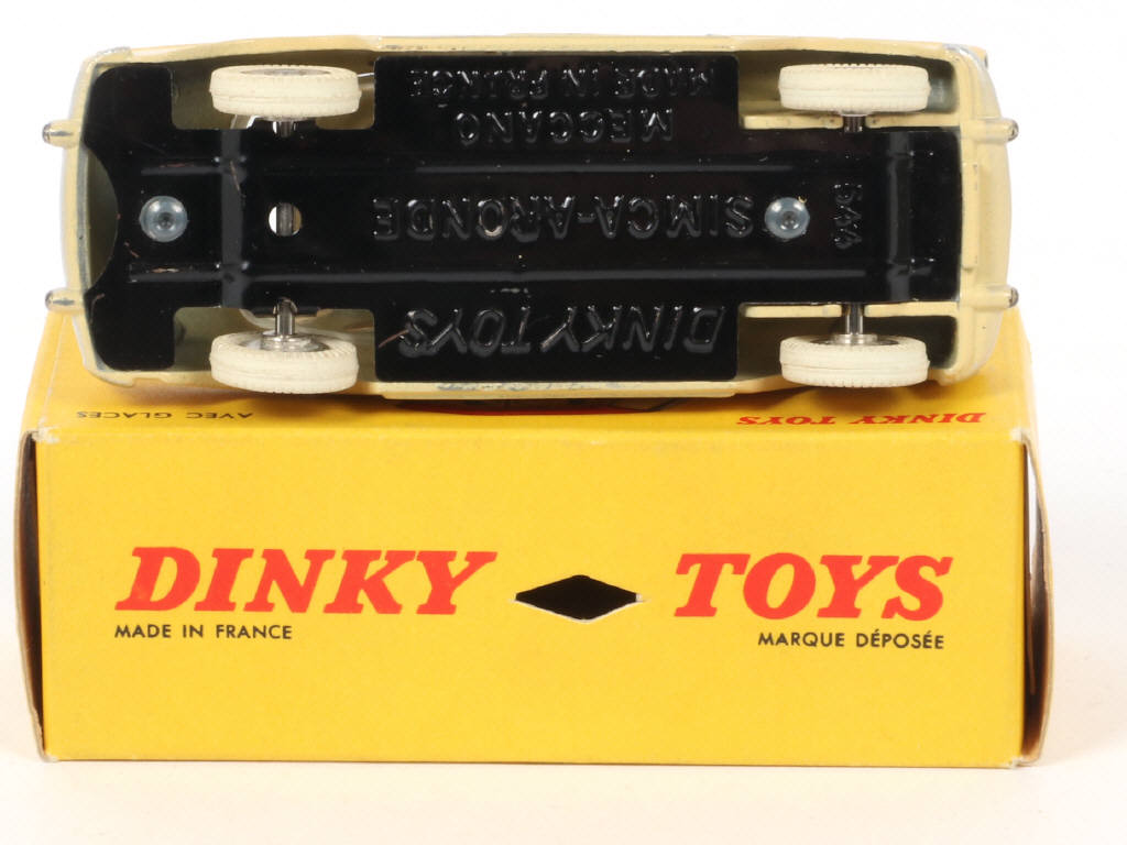 Lot 267 - DINKY TOYS (FRANCE) (1)
