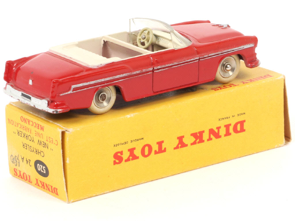 Lot 172 - DINKY TOYS (FRANCE) (1)