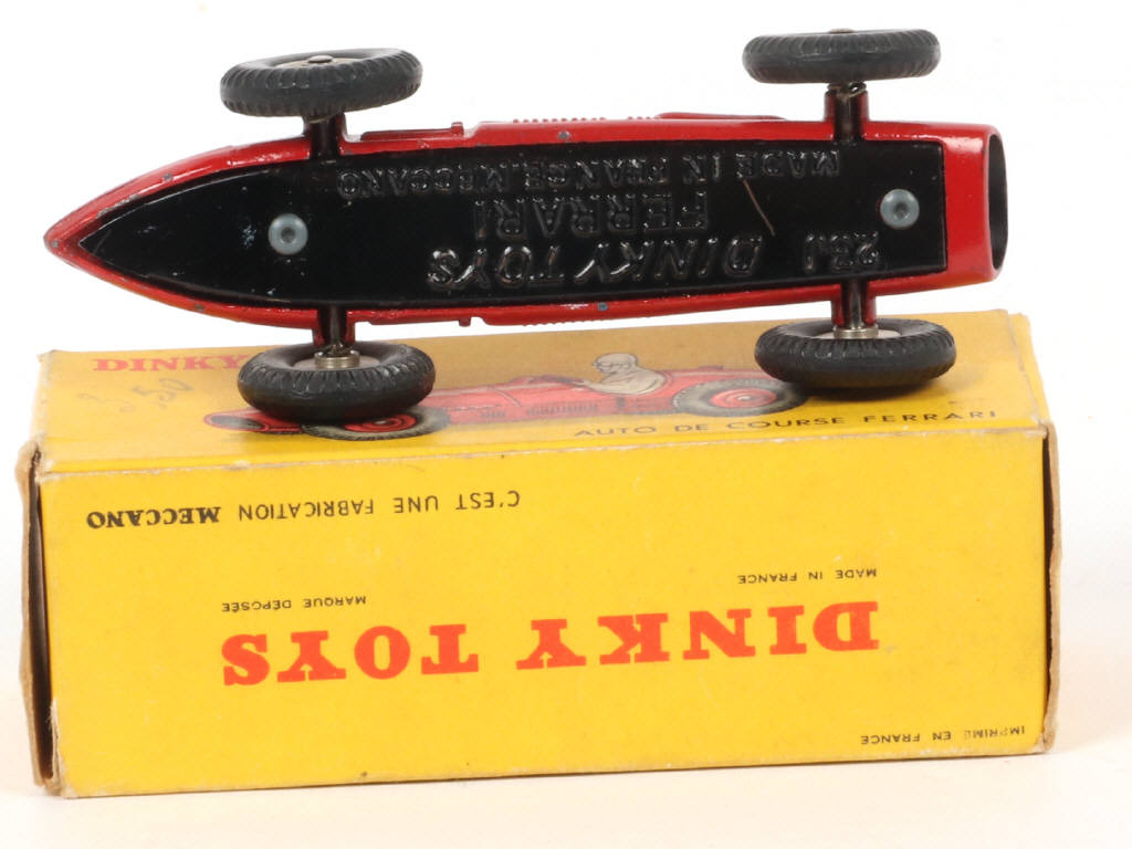 Lot 170 - DINKY TOYS (FRANCE) (1)