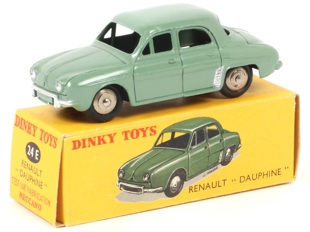 Lot 194 - DINKY TOYS (FRANCE) (1)