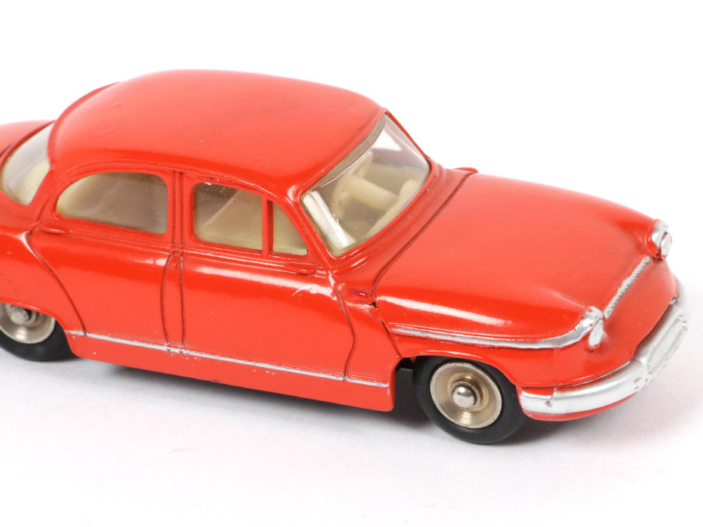 Lot 248 - DINKY TOYS (FRANCE) (1)