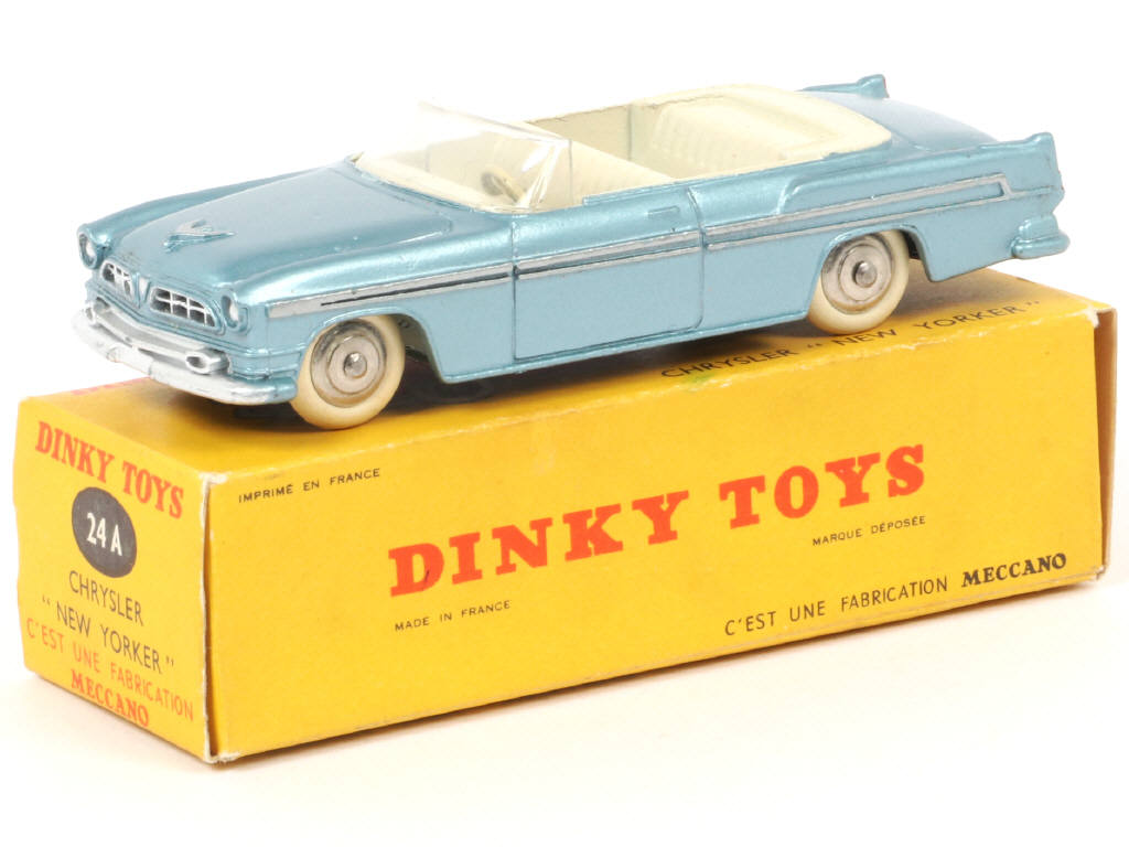 Lot 171 - DINKY TOYS (FRANCE) (1)