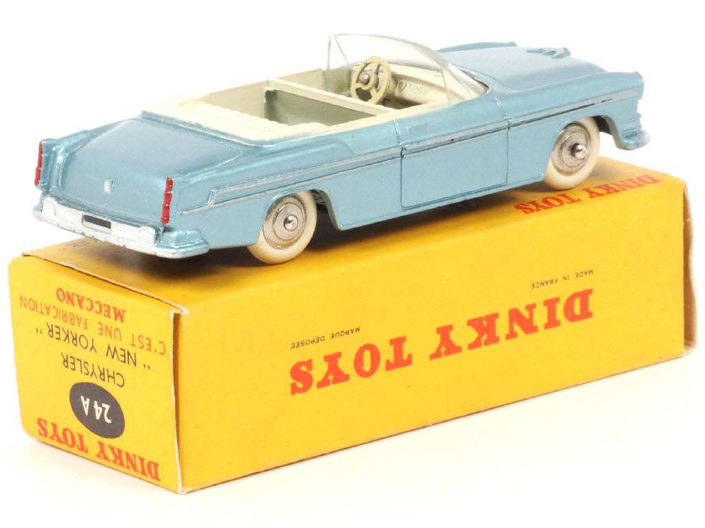Lot 171 - DINKY TOYS (FRANCE) (1)