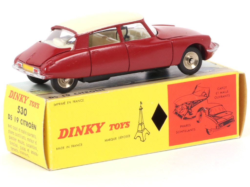 Lot 180 - DINKY TOYS (FRANCE) (1)