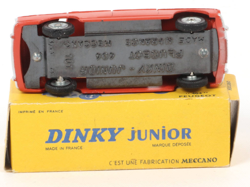 Lot 134 - DINKY TOYS (FRANCE) Série JUNIOR (1)