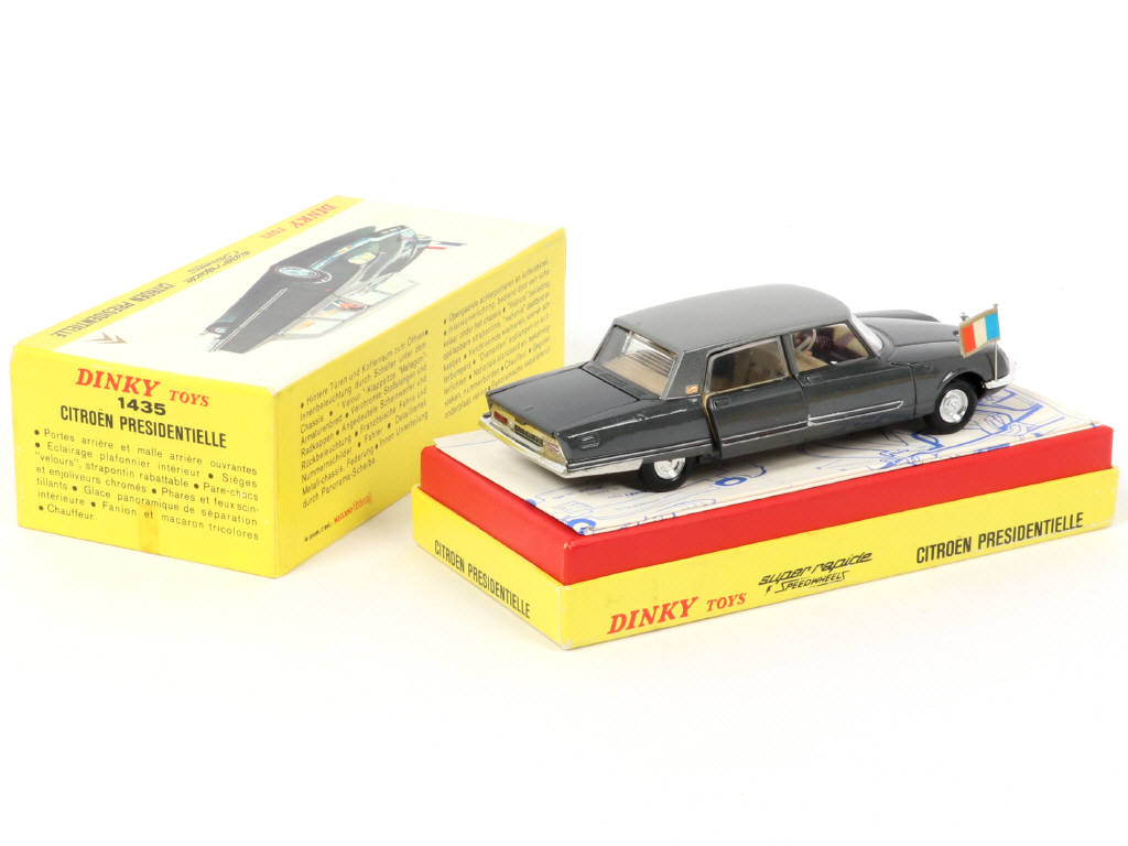 Lot 189 - DINKY TOYS (FRANCE) (1)