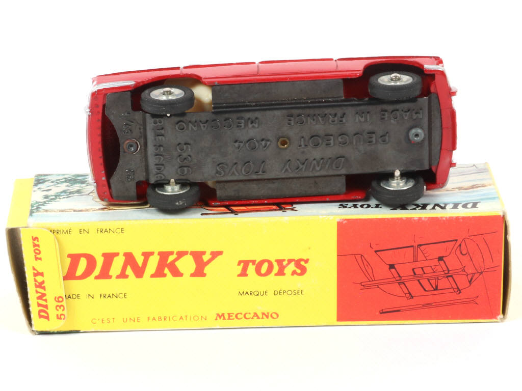 Lot 256 - DINKY TOYS (FRANCE) (1)