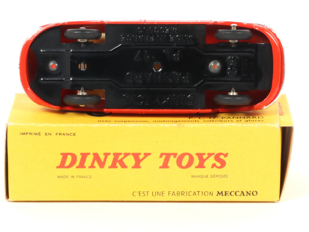 Lot 246 - DINKY TOYS (FRANCE) (1)