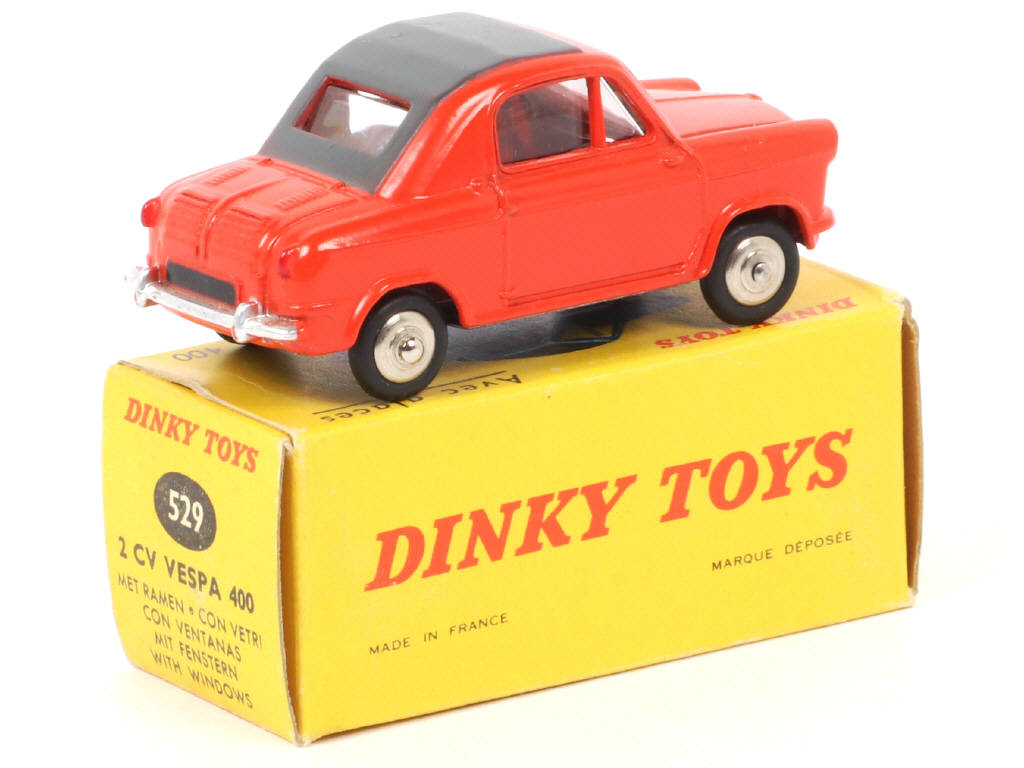 Lot 201 - DINKY TOYS (FRANCE) (1)