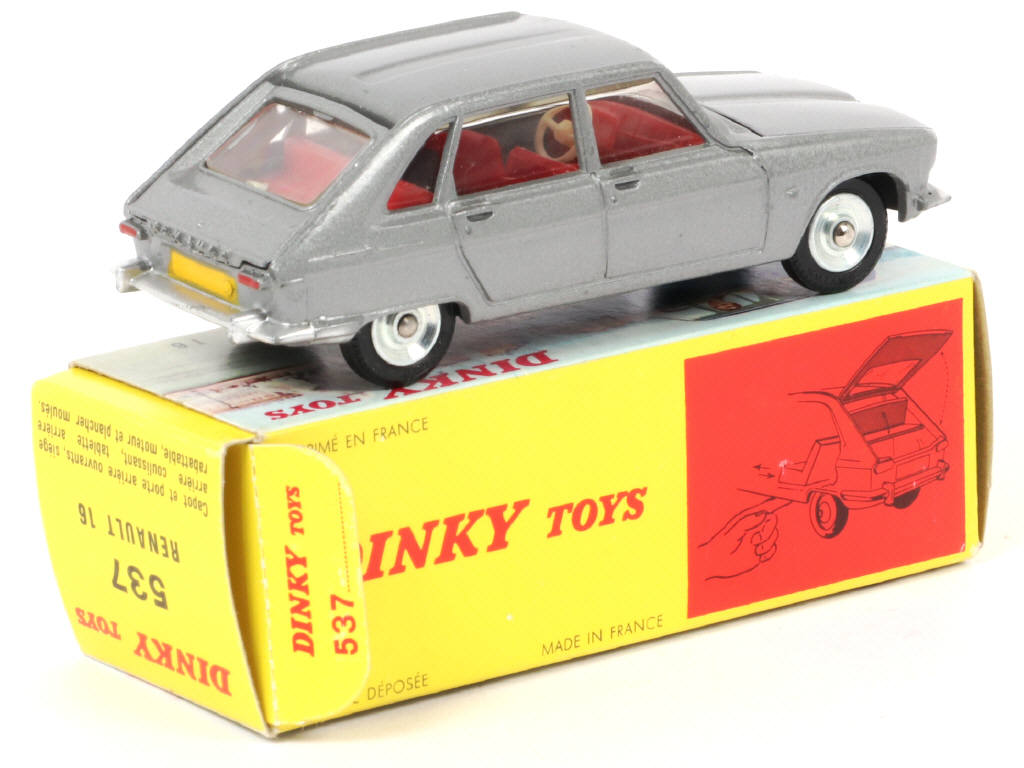 Lot 277 - DINKY TOYS (FRANCE) (1)