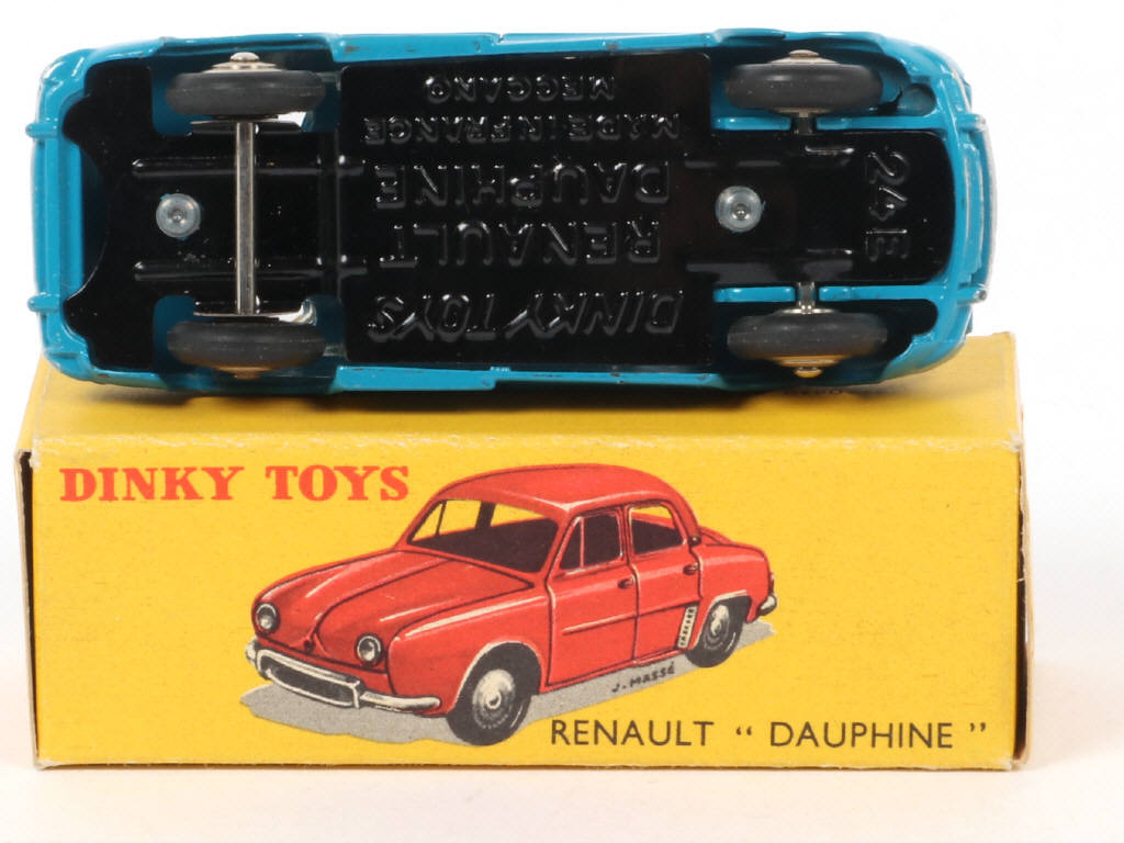 Lot 197 - DINKY TOYS (FRANCE) (1)