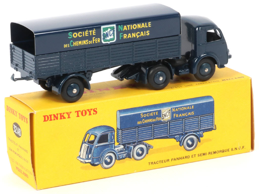 Lot 339 - DINKY TOYS (FRANCE) (1)