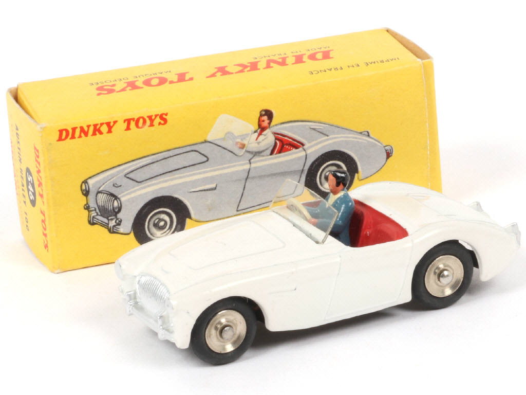Lot 243 - DINKY TOYS (FRANCE) (1)