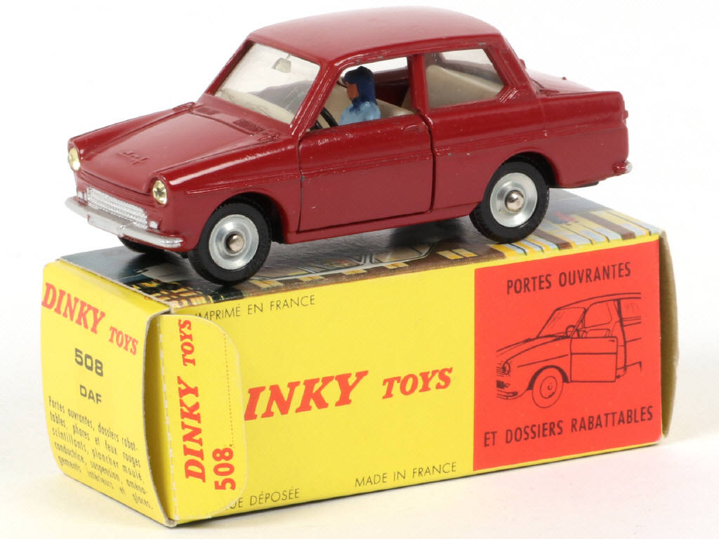 Lot 291 - DINKY TOYS (FRANCE) (1)