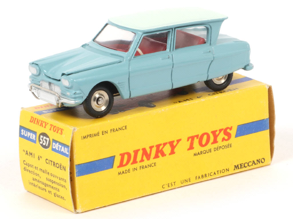 Lot 252 - DINKY TOYS (FRANCE) (1)