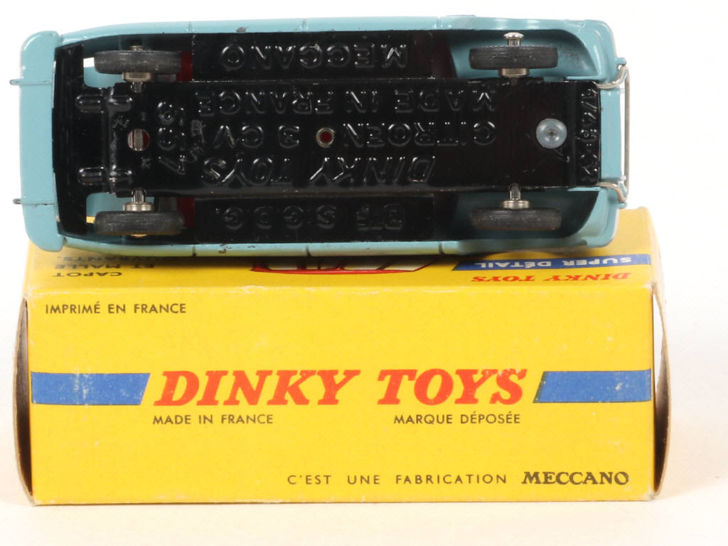 Lot 252 - DINKY TOYS (FRANCE) (1)