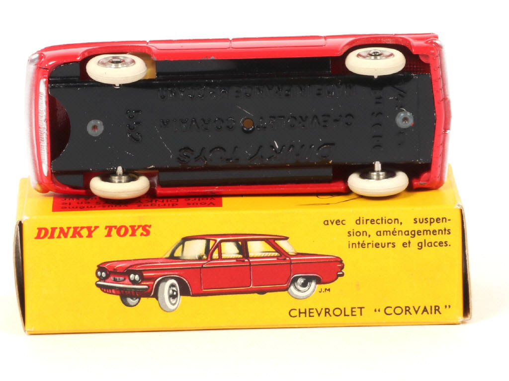 Lot 302 - DINKY TOYS (FRANCE) (1)