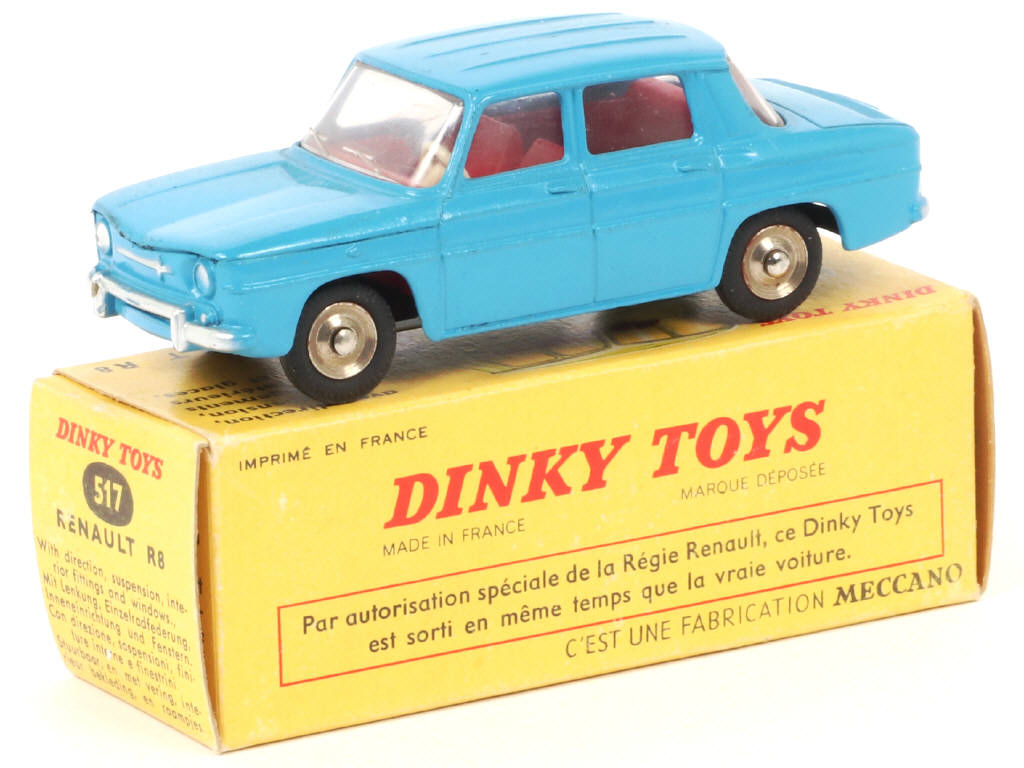 Lot 235 - DINKY TOYS (FRANCE) (1)