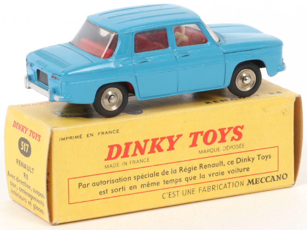 Lot 235 - DINKY TOYS (FRANCE) (1)