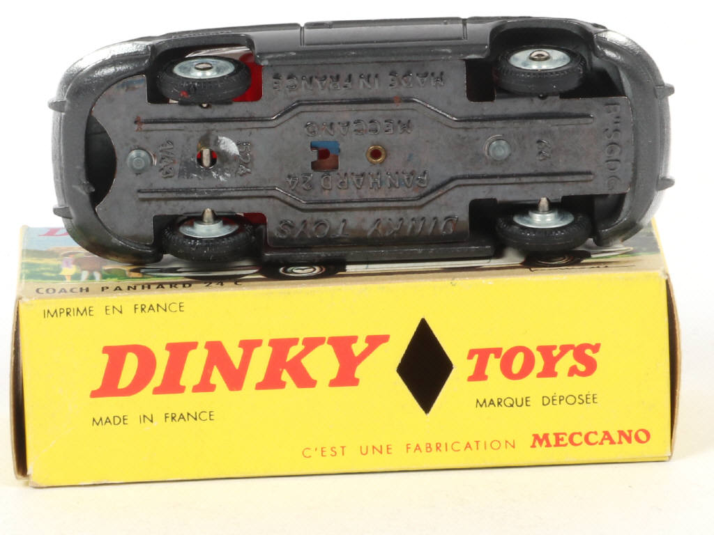 Lot 250 - DINKY TOYS (FRANCE) (1)